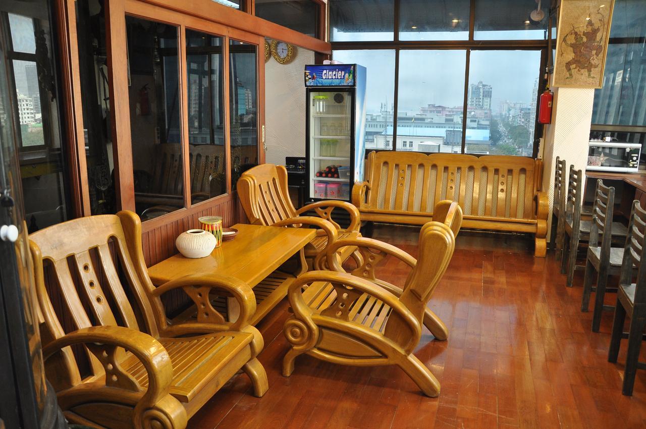 יאנגון Asian Bliss Myanmar Hostel מראה חיצוני תמונה