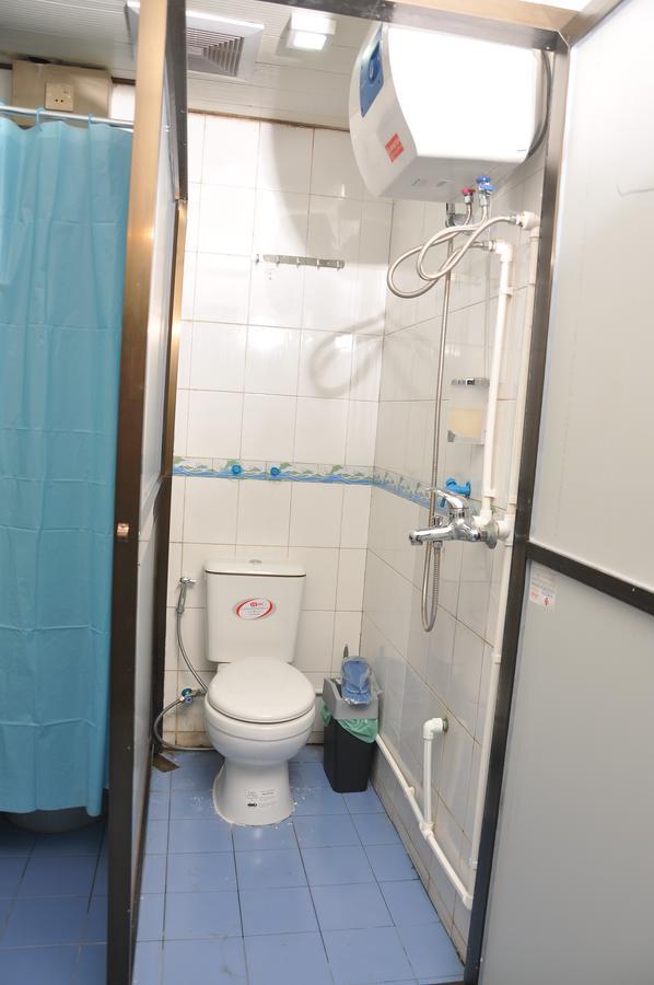 יאנגון Asian Bliss Myanmar Hostel מראה חיצוני תמונה